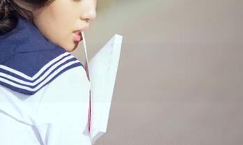 AISS爱丝(钻石版) – 索菲写真：勒紧，想让自己变得更完美，但我现在更像是一个挑战极限的气球！