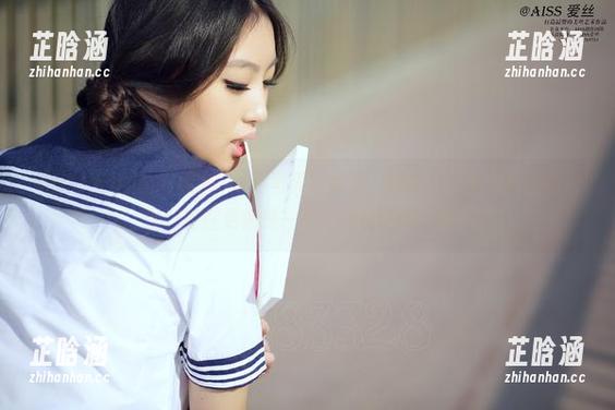 AISS爱丝(钻石版) - 索菲写真：勒紧，想让自己变得更完美，但我现在更像是一个挑战极限的气球！