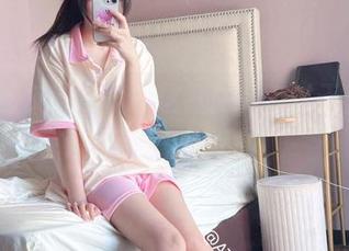 AT鲨的灰丝写真，这资源有点过于直白你不觉得吗？
