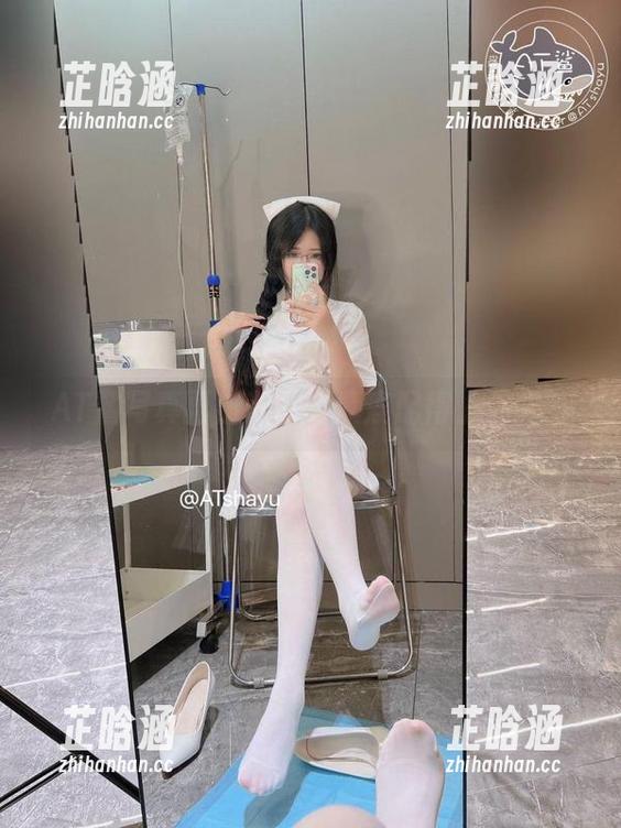 AT鲨 AT鲨写真再出新图,麋鹿配得上你吗?