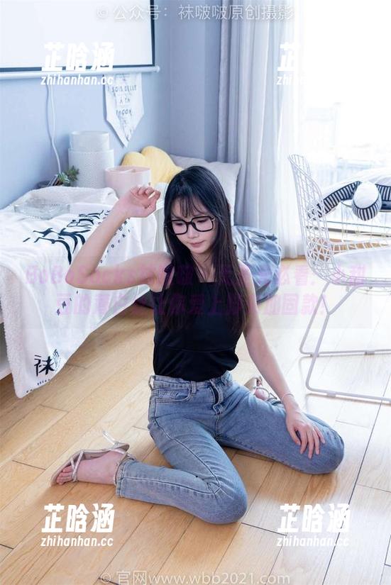 BoBoSocks袜啵啵-小甜豆 BoBoSocks袜啵啵 - 无圣光必看:小甜豆的薄白丝让你爱上脚尖加固款!