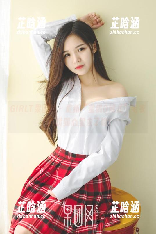 GIRLT果团网-蜜桃Q妹儿 GIRLT果团网 - 最新“蜜桃Q妹儿”毛衣,保暖到心里去了吧!