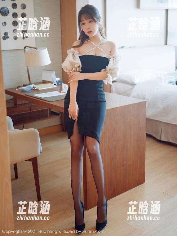 HuaYang花漾-许诺Sabrina HuaYang花漾 - 许诺Sabrina的浴室写真-水汽缭绕的那一瞬,不知道是不是睁眼朝天。