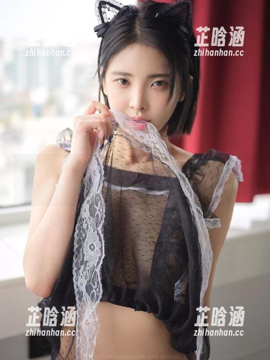 我的天呐，Hyoyeon(김효연)的ArtGravia原图和图包居然让我忘记一切烦恼！