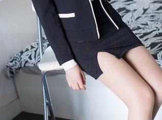 IMiss爱蜜社 – 美脚无圣光：逗逗doudou大概是在撒娇，但我不想走开真的