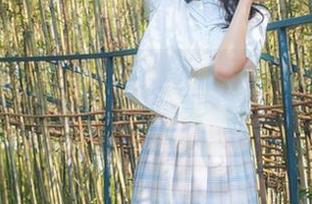 喵糖映画的棕色女仆装：穿上之后的一脸呆滞，图包抢先看！