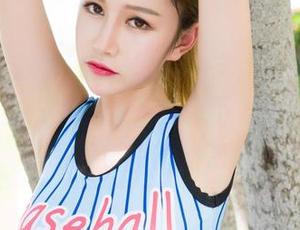 MiStar魅妍社 – 长腿41岁，不如FoxYini孟狐狸19岁腿好，快来下载她的写真集保持年轻的秘密。