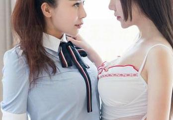 MiStar魅妍社 – 在无圣光的庇护下，作品呈现了芝芝Booty白裙的独特韵味，一种难以言喻的优雅，就静静的在那里。
