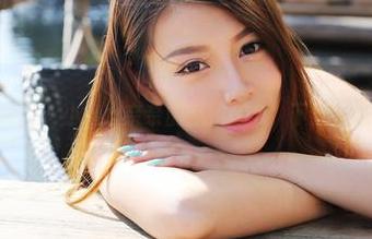 MyGirl美媛馆 – 小魔女奈奈的空姐打卡，下载也能有俏皮感！