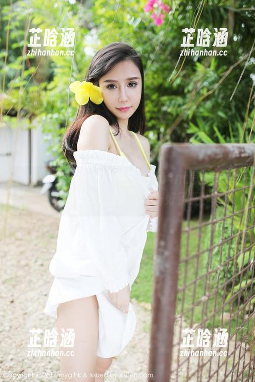 MyGirl美媛馆 - 许诺sabrina美腿原图，资源尺寸加大，准备好了吗？