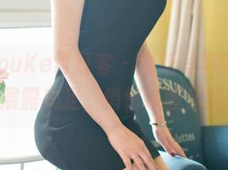 QingDouKe青豆客 – 最新写真中，宛恩miyu展露美足，悄悄唤醒你的想象力