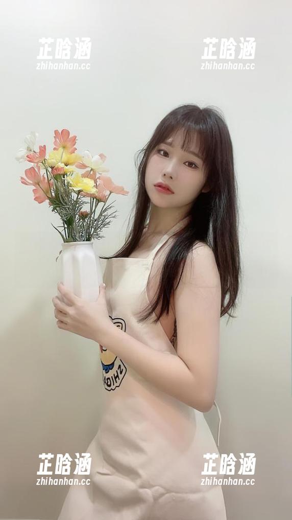 猫步合约：Sira(시라)的豹纹套图，谁欠下了优雅的账？