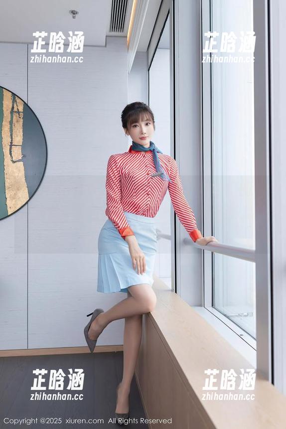 Xiuren秀人网 - 高清图集，任莹樱的宅家欢乐：卧室是我的办公室，厨房是我的健身房！