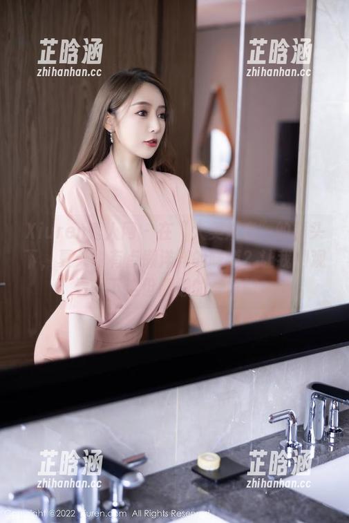 Xiuren秀人网-大美媚京 Xiuren秀人网 - 在“大美媚京”的镜头下,夏天也有点懒洋洋的味道?让我们观看一下这份慵懒的写真吧。