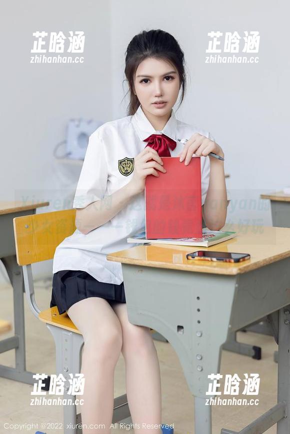 Xiuren秀人网 - 这就是沐言yanyan的少女资源——一钱包的钱竟然这么好玩