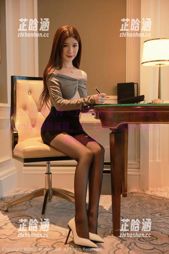 Xiuren秀人网 - 上榜的新星——王馨瑶yanni和她的妹妹，这个美图合集随便点开都有惊喜！
