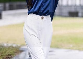 Xiuren秀人网 – 如果瑞莎Trista的校服美图是一种风格，那我好像有点想加入这个圈子了…