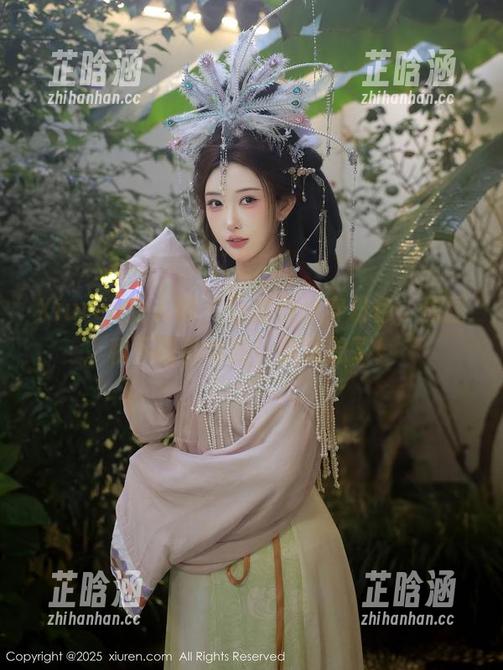 Xiuren秀人网 - 看金悦汐穿粉色，原图和下载都给我，别犹豫了！