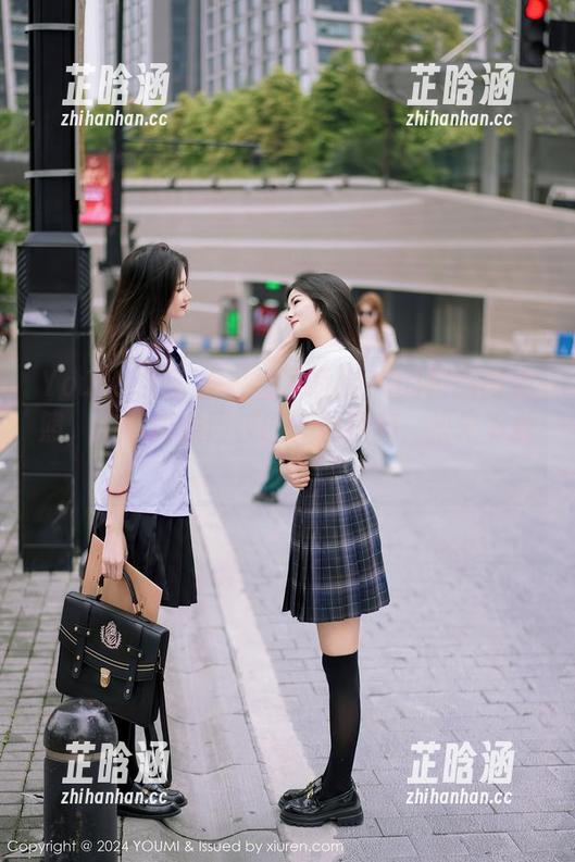 YouMi尤蜜荟 - 看了娇喘JC的校服高清照，你也能重回校园？别犹豫，快来下载！