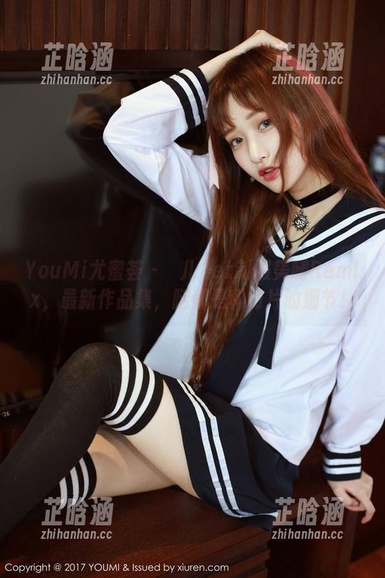 YouMi尤蜜荟 - 玥儿玥er制服美腿Remix，最新作品集，腿都是科幻片的细节！