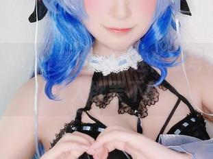 没想到！Yuki亭这次的连体衣写真集更新让人欲罢不能