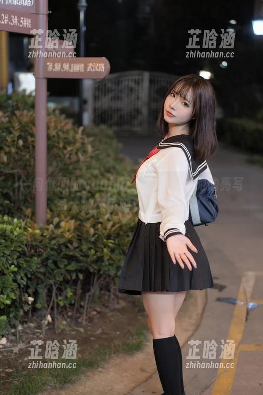 yuuhui玉汇 一向低调的yuuhui玉汇,这次的油亮写真太放肆了吧,节制一下!