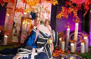 别介意，サク(saku)护士的写真集可能会让你对医院有些误解，快来下载欣赏！