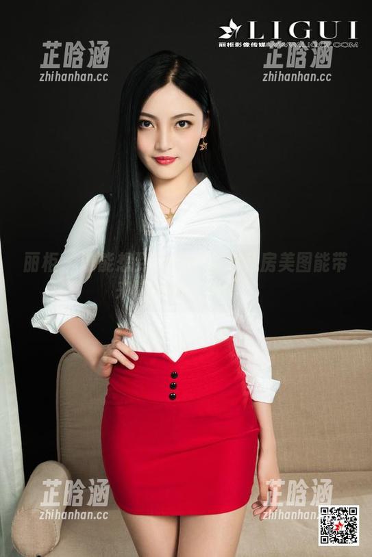 丽柜-兔子 丽柜 - 谁能想到兔子的金莲私房美图能带来这样的小惊喜?