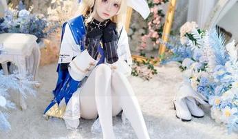 九柒喵傻傻的妹妹写真，精选里满是“小作精”的背影和小调皮！
