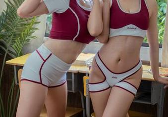 想看云溪溪的蕾丝？在线美图直戳心底的那种…