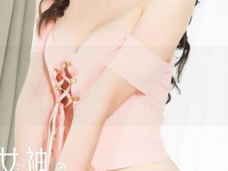 克拉女神 – 没事，我也是这么喜欢大阳的吊带私拍图包，呵呵！