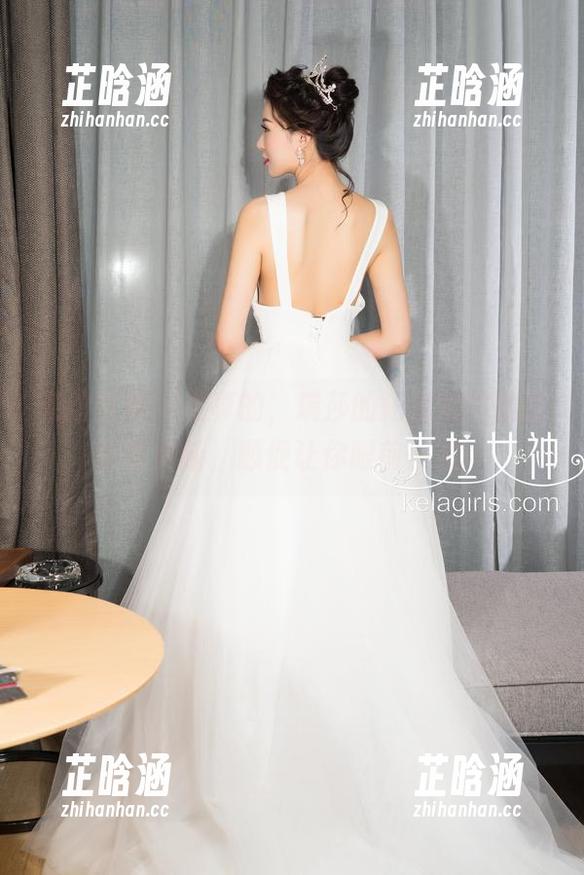 克拉女神 - 说真的，瑞莎的短裤图片就该常看更新，顺便让你眼前一亮！