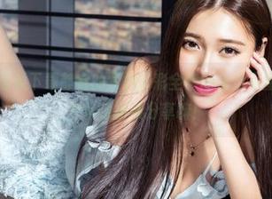 克拉女神 – 谁说下载静宜的紫色云彩全集的决定不重要？毕竟，才华值得被分享嘛！