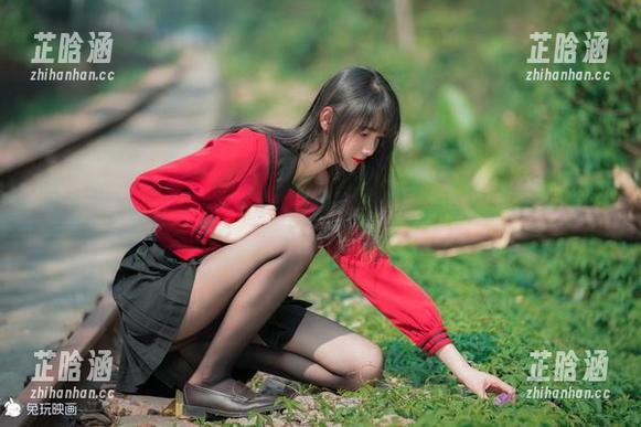 兔玩映画 兔玩映画的美图:白裙摇曳,阳光下的梦,没有被白裙遮住的甜。