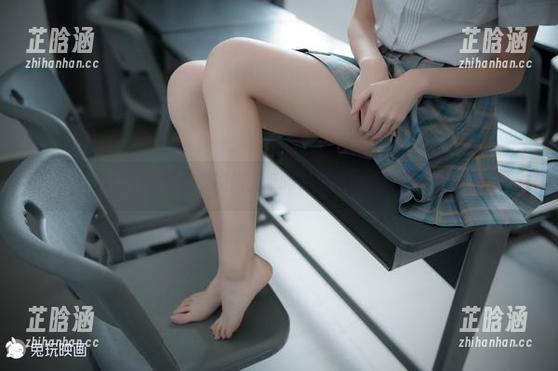 你见过银发娘的绝美壁纸吗？兔玩映画给你答案！