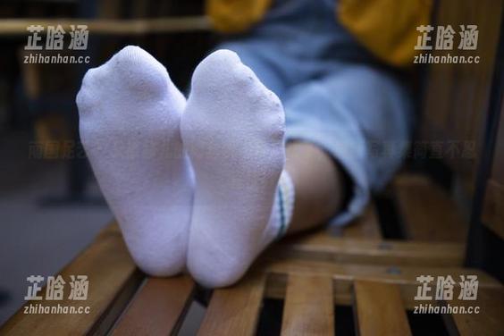 南国足艺-静儿 南国足艺 - 又被静儿的肉丝帆布鞋撩拨了,最新写真集简直不忍直视!