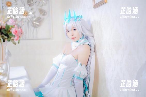 墨玉M 墨玉M的礼服免费套图,连衣裙都自愧不如,这是什么级别的画风?