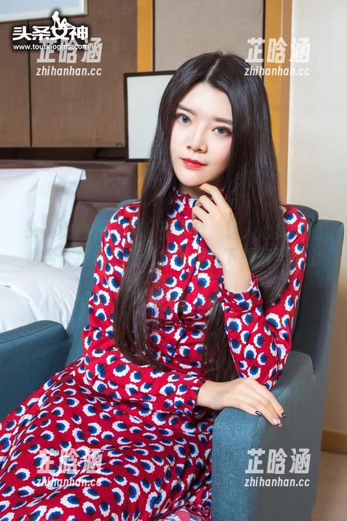 头条女神 - 吊带、张蓝欣、让人心痒痒的组合！统统放在这套图里，下载率马上上涨。