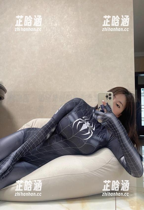 奶宝妹纸 微密圈 - 奶宝妹纸的瑜伽合集:不只是放松,还是在秀身材呢?