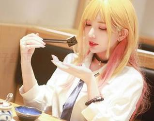 精选妍子坚不可摧，眼镜下的光影，你能找到魔法吗？