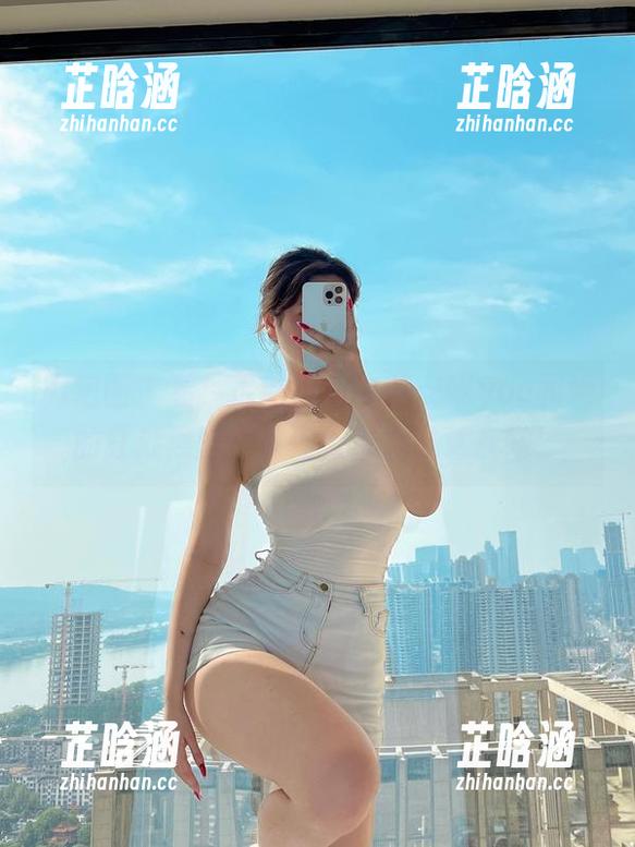 安妮yoo 微密圈 - 看!最新照片中的安妮yoo和她的红底黑丝,难怪大家这么喜欢她!