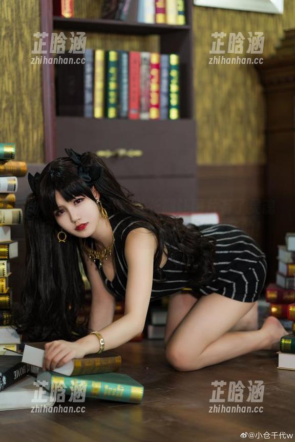 小仓千代w 有人说小仓千代w的长腿让图片有了灵魂,我只想说,这灵魂够我追一辈子的!