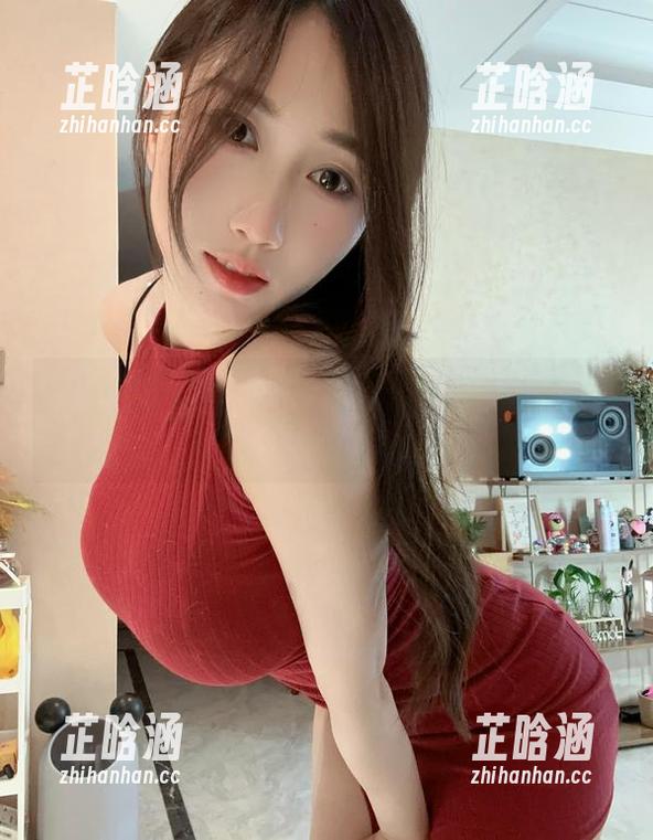 小玉吃果冻 微密圈 - 俏皮的小玉吃果冻秘书,没想到高清原图里竟然藏着不少小心思。
