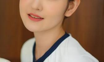 尤蜜荟 – 乔雅冰教室更新——美图之中是否藏着点小叛逆的味道？