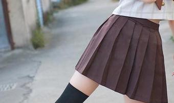 尤蜜荟 – 让我们聊聊——免费写真里卓娅祺的女神，竟然如此撩人。