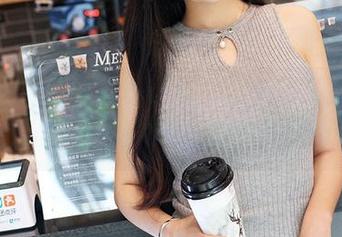 尤蜜荟 – 免费的向小圆女王图片让我一秒想变成她，但哈哈，是不是想多了？