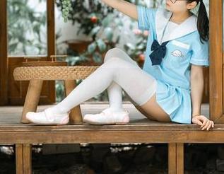 幼水铃衣分享：小蛋糕加JK，这俩结合了你的童年？！