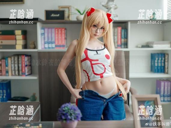 看！幼水铃衣的裸足，资源里藏着意想不到的温柔