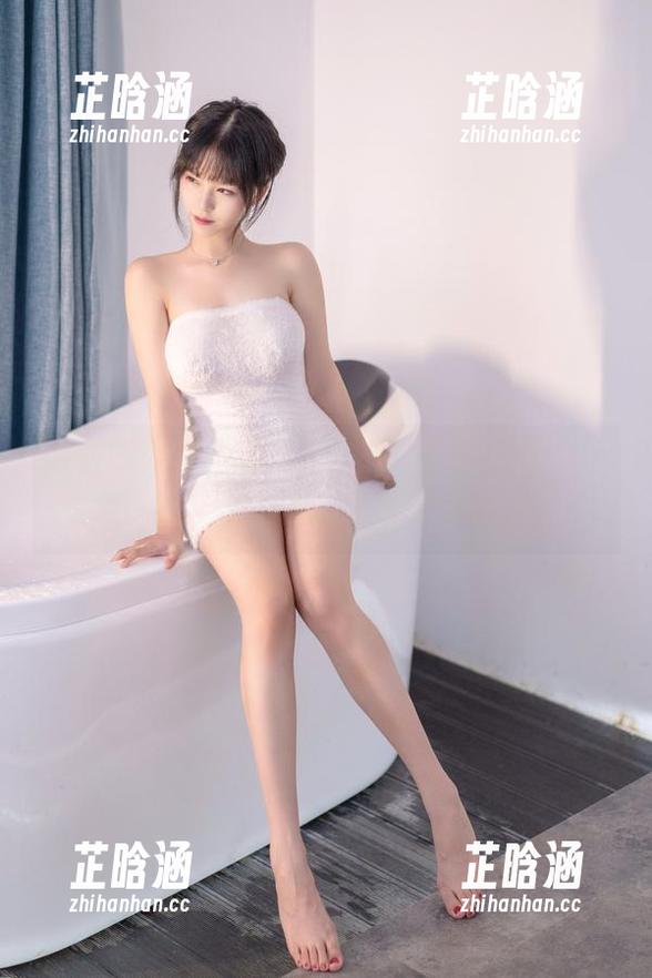 看抖娘利世的鸢私房合集，分享着那种无意识的吸引哈哈，好吧，不说了。