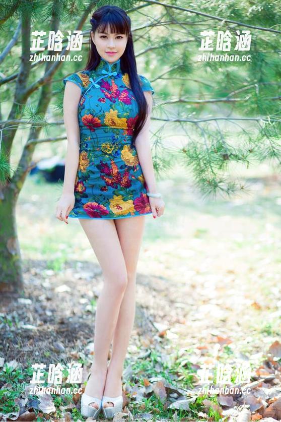 推女郎-Rita 推女郎 - Rita的白裙写真集来啦,更新得比你吃零食还快!